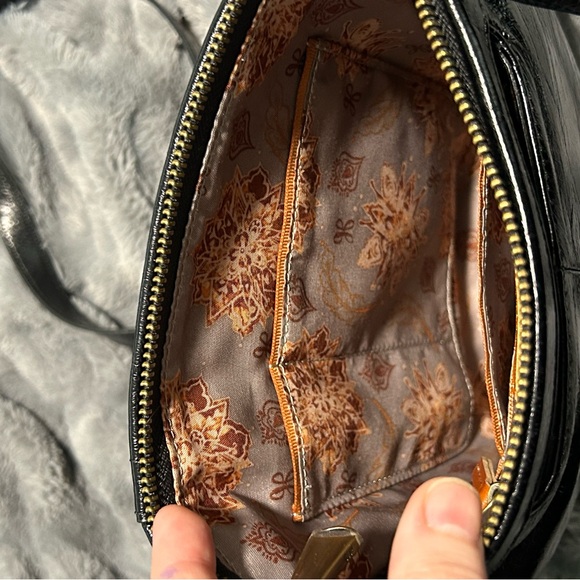 HOBO International NWOT black cross body - Picture 4 of 5